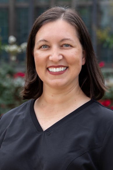 Portrait of Dr. Amanda Merritt